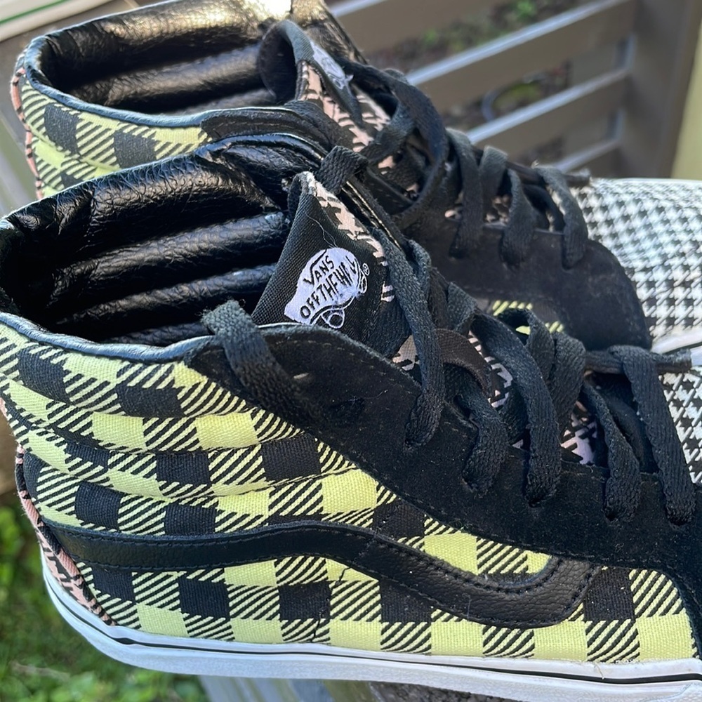 Vans Plaid Colorful Hi Tops - Picture 2 of 7